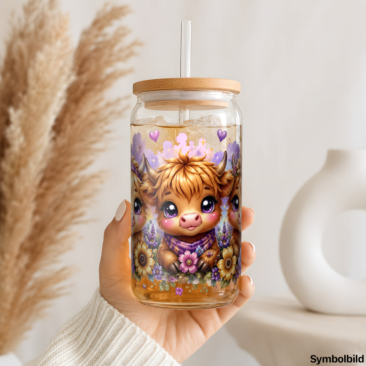 Becher-Aufkleber „Highland-Kälbchen mit Blumenkranz“ auf einem 16oz Glasbecher