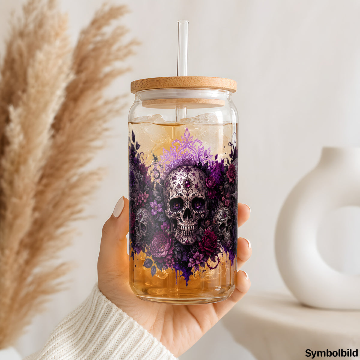 Becher-Aufkleber „Zuckerschädel mit dunklen Rosen“ auf einem 16oz Glasbecher