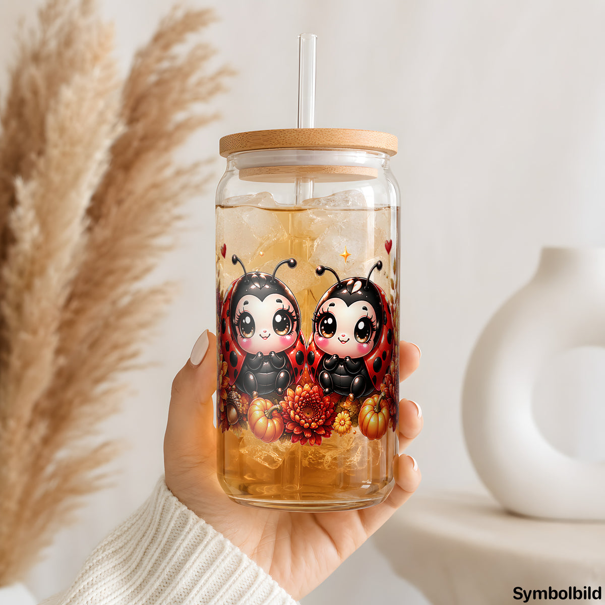 Becher-Aufkleber „Marienkäfer-Paar im Herbst“ auf einem 16oz Glasbecher