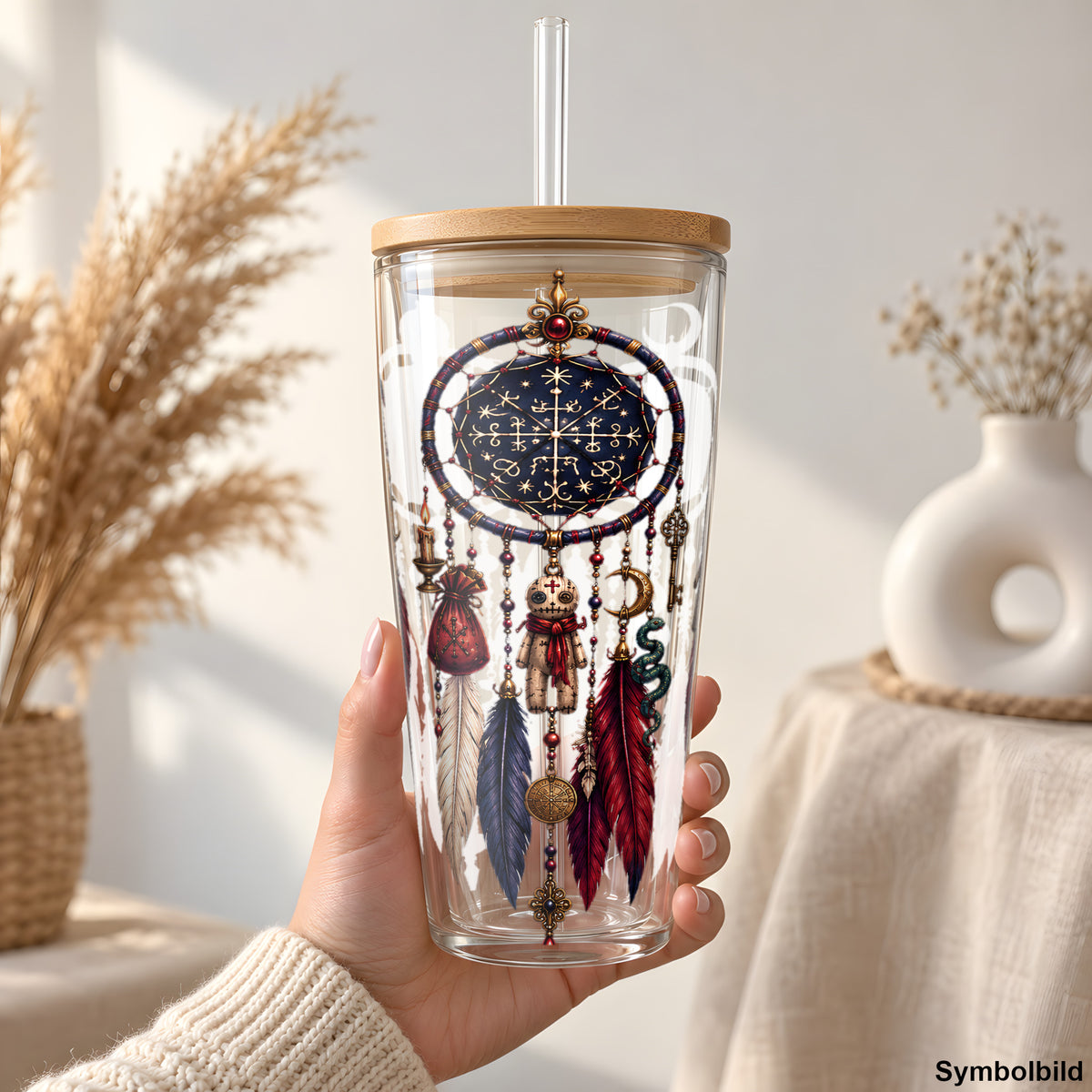 Becher-Aufkleber „Voodoo-Traumfänger in Rot“ auf einem 24oz Glasbecher