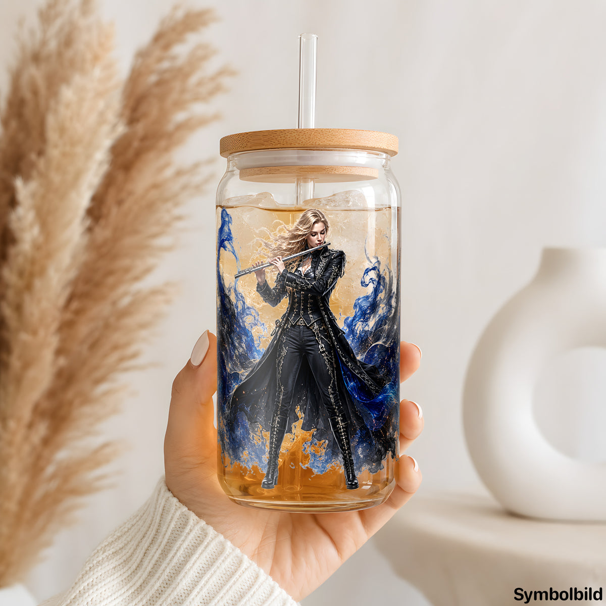 Becher-Aufkleber „Flötistin im Sternennebel“ auf einem 16oz Glasbecher