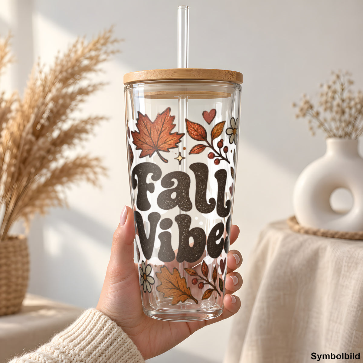 Becher-Aufkleber „Fall Vibes im Herbstlook“ auf einem 24oz Glasbecher