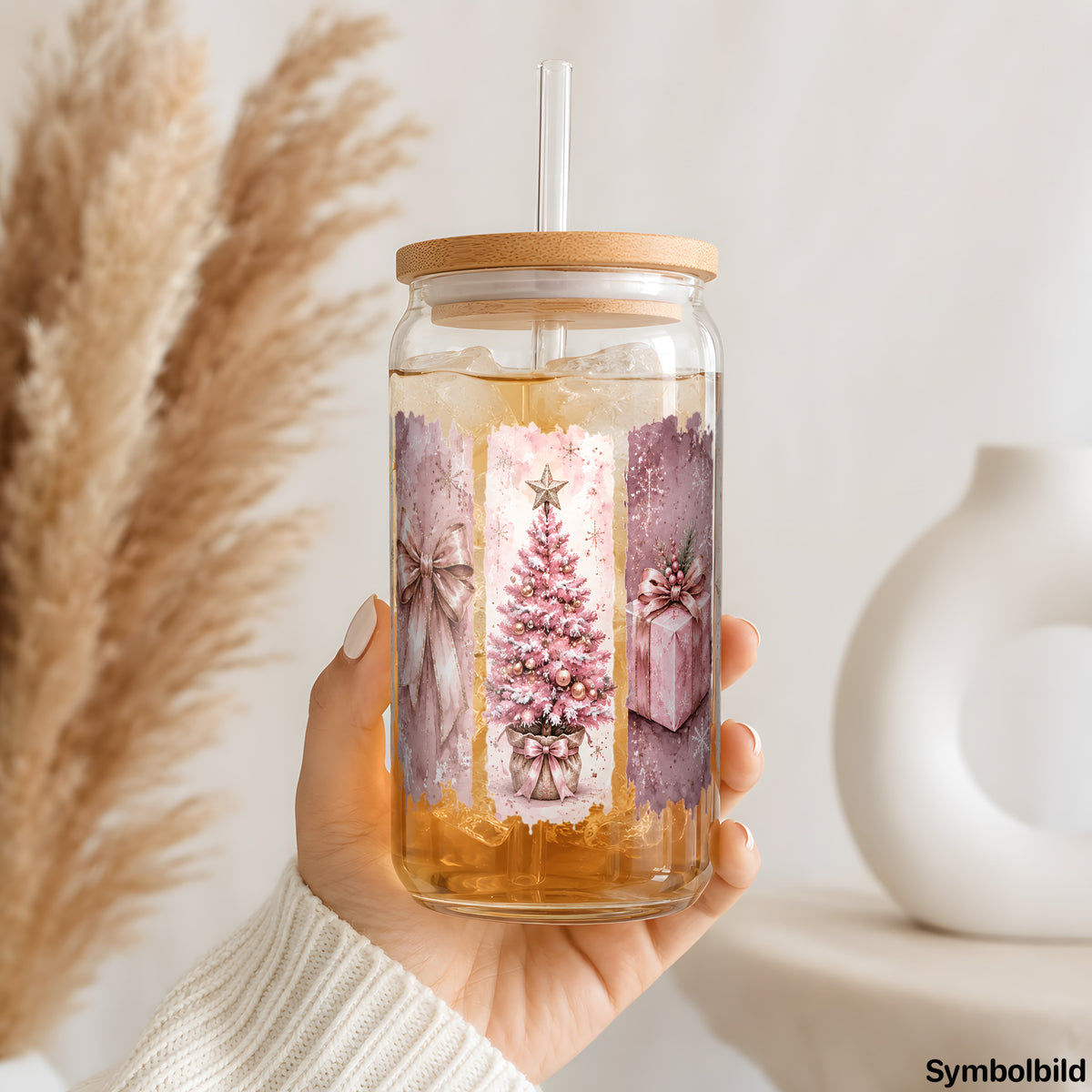 Becher-Aufkleber „Zartrosa Weihnacht in Streifen“ auf einem 16oz Glasbecher