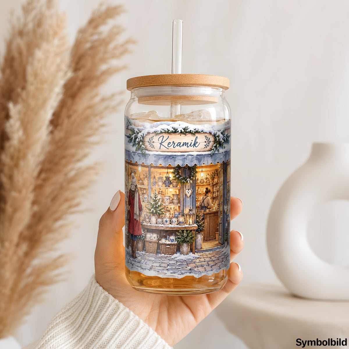 Becher-Aufkleber „Verschneiter Keramikladen“ auf einem 16oz Glasbecher
