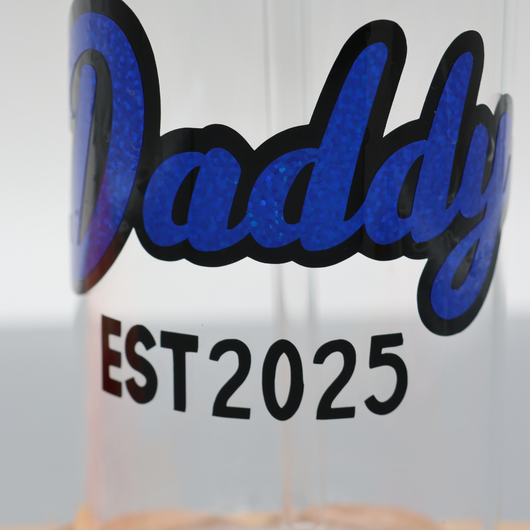 Daddy EST - personalisierbar | Trinkglas 500 ml | Strohhalm + Deckel