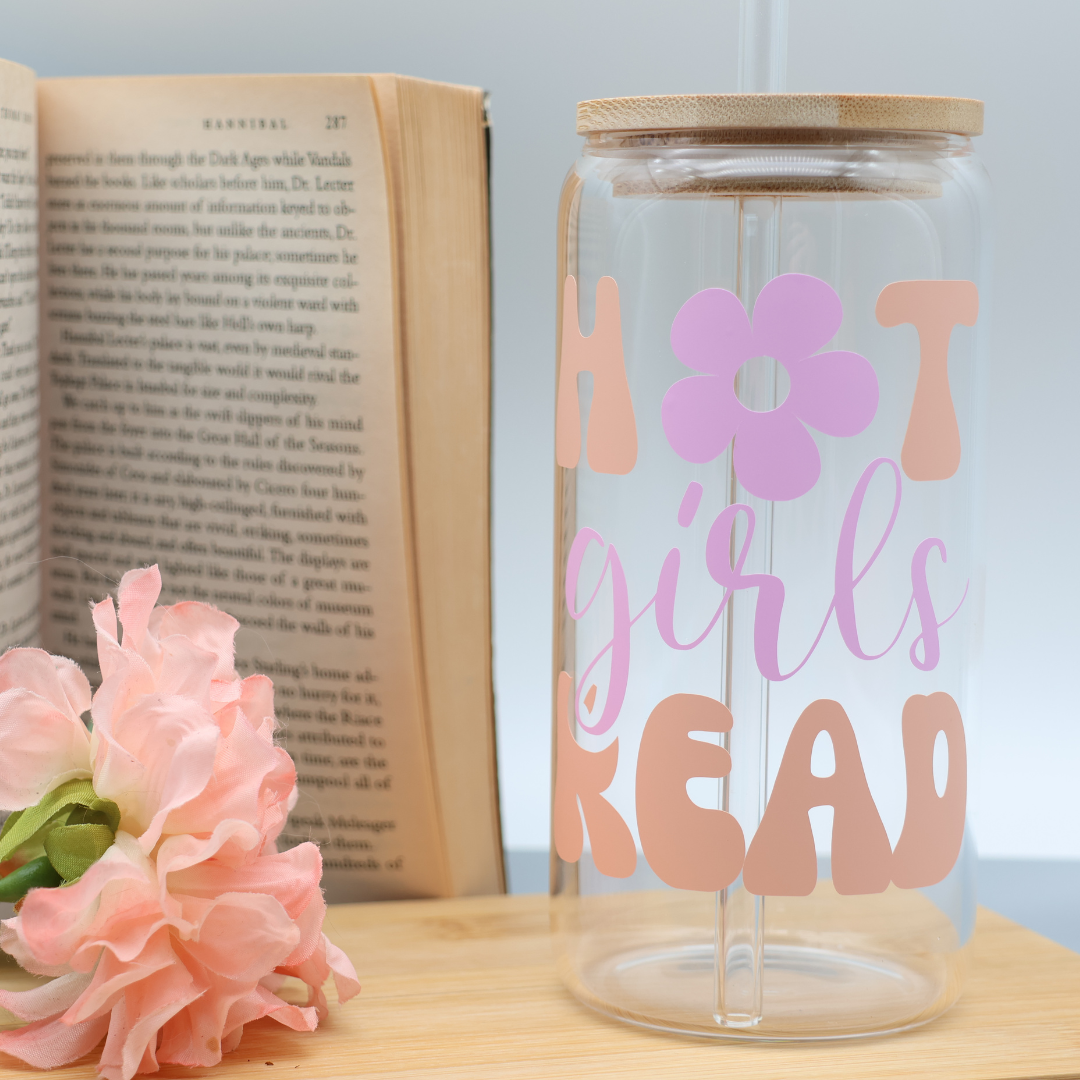 Hot Girls Read | Trinkglas 500 ml | Strohhalm + Deckel