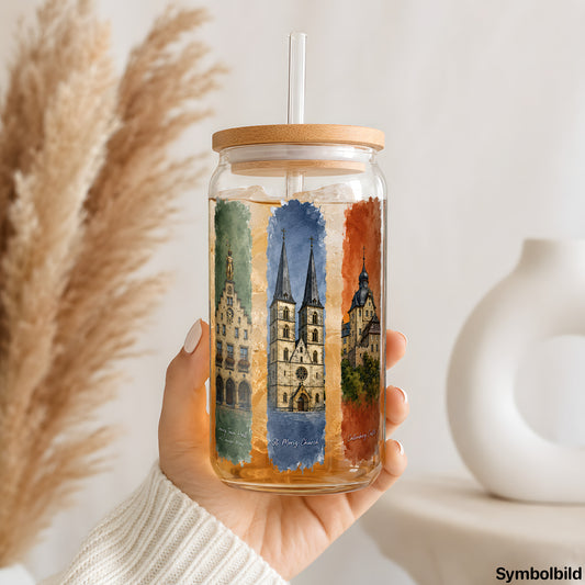 Becher-Aufkleber „Coburg in Streifen“ auf einem 16oz Glasbecher