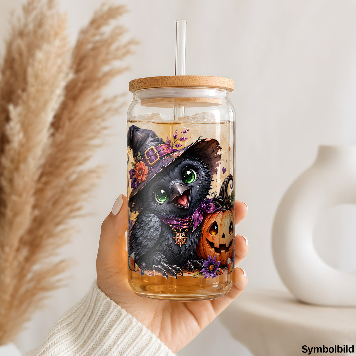 Becher-Aufkleber „Rabe im Herbstkürbis“ auf einem 16oz Glasbecher