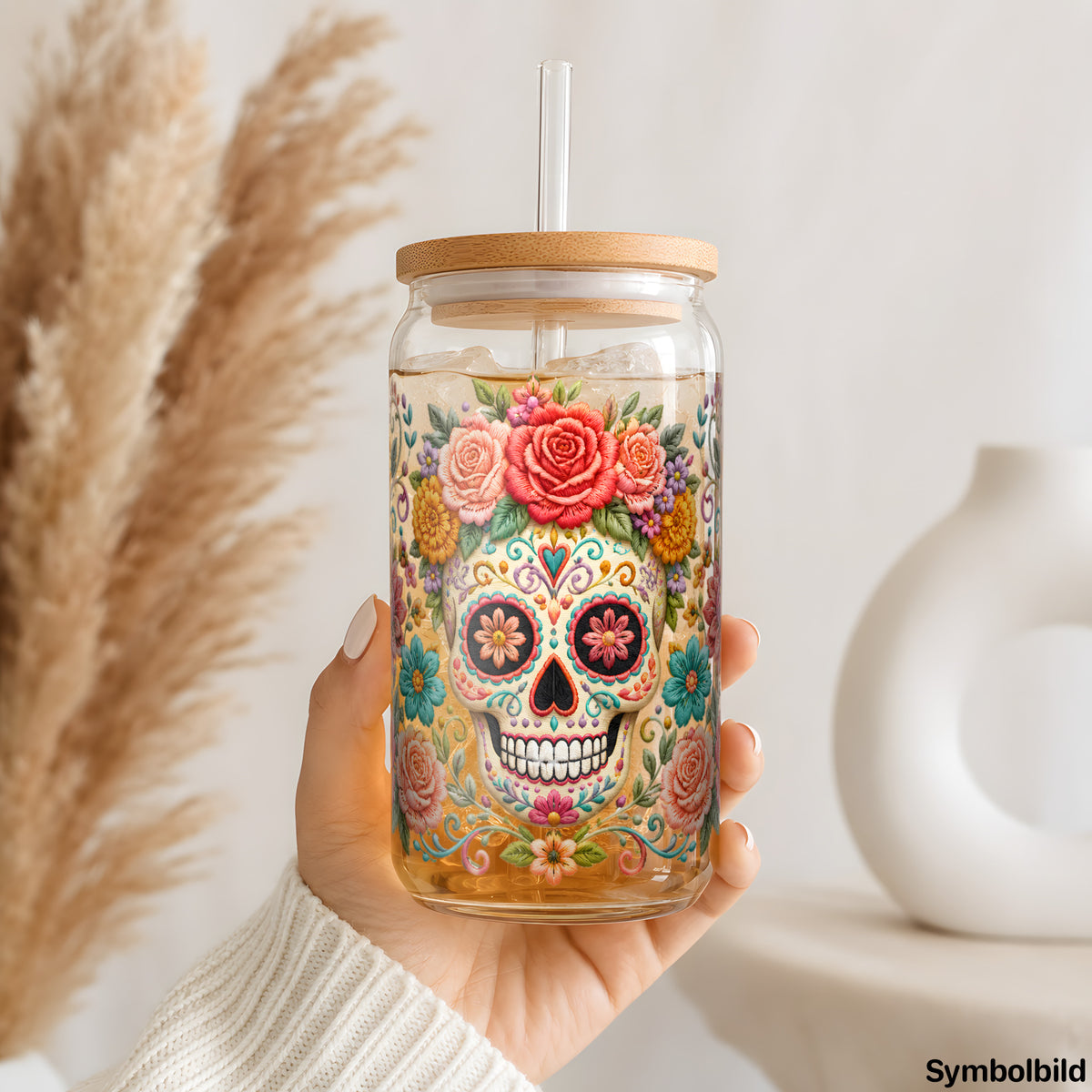 Becher-Aufkleber „Zuckerschädel mit Rosenkrone“ auf einem 16oz Glasbecher
