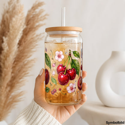 Becher-Aufkleber „Kirschen in Aquarell“ auf einem 16oz Glasbecher