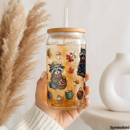 Becher-Aufkleber „Waschbären im Herbst“ auf einem 16oz Glasbecher