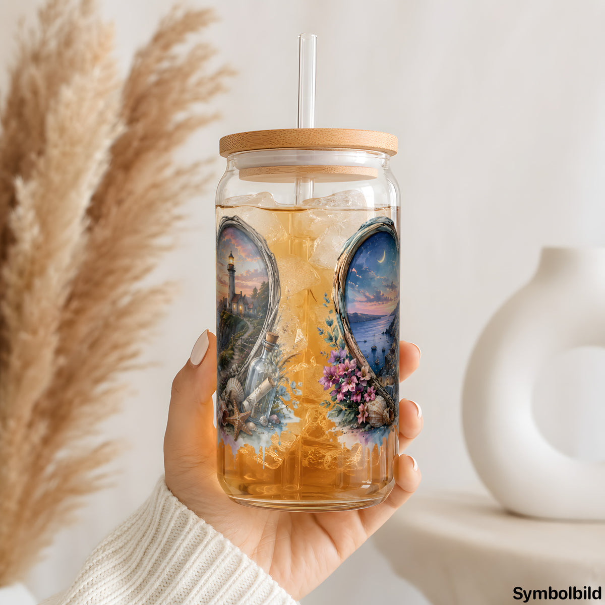 Becher-Aufkleber „Leuchtturm im Herzfenster“ auf einem 16oz Glasbecher