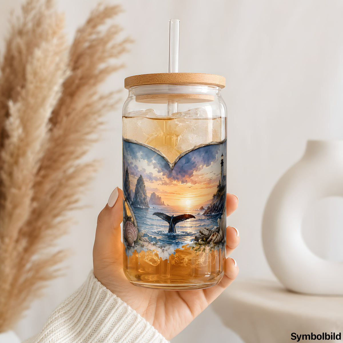 Becher-Aufkleber „Walflosse am Leuchtturm“ auf einem 16oz Glasbecher