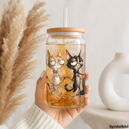 Becher-Aufkleber „Katzen führen Frauchen aus“ auf einem 16oz Glasbecher