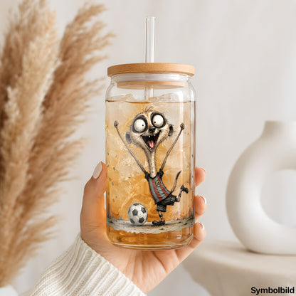 Becher-Aufkleber „Erdmännchen im Torjubel“ auf einem 16oz Glasbecher