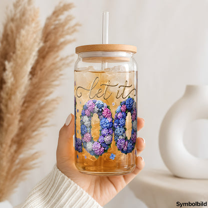 Becher-Aufkleber „Let it Bloom in Hortensien“ auf einem 16oz Glasbecher