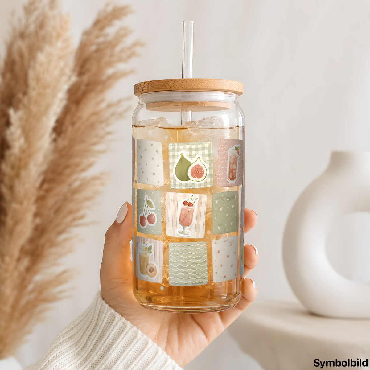 Becher-Aufkleber „Kachelmuster in Salbeigrün“ auf einem 16oz Glasbecher