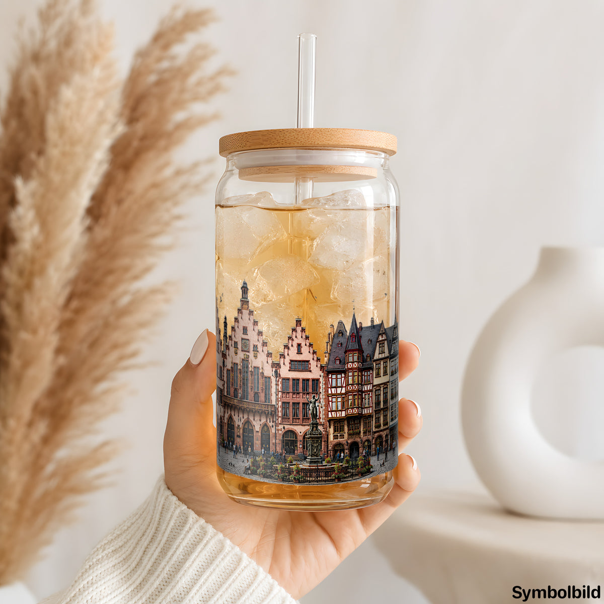 Becher-Aufkleber „Frankfurter Römer“ auf einem 16oz Glasbecher