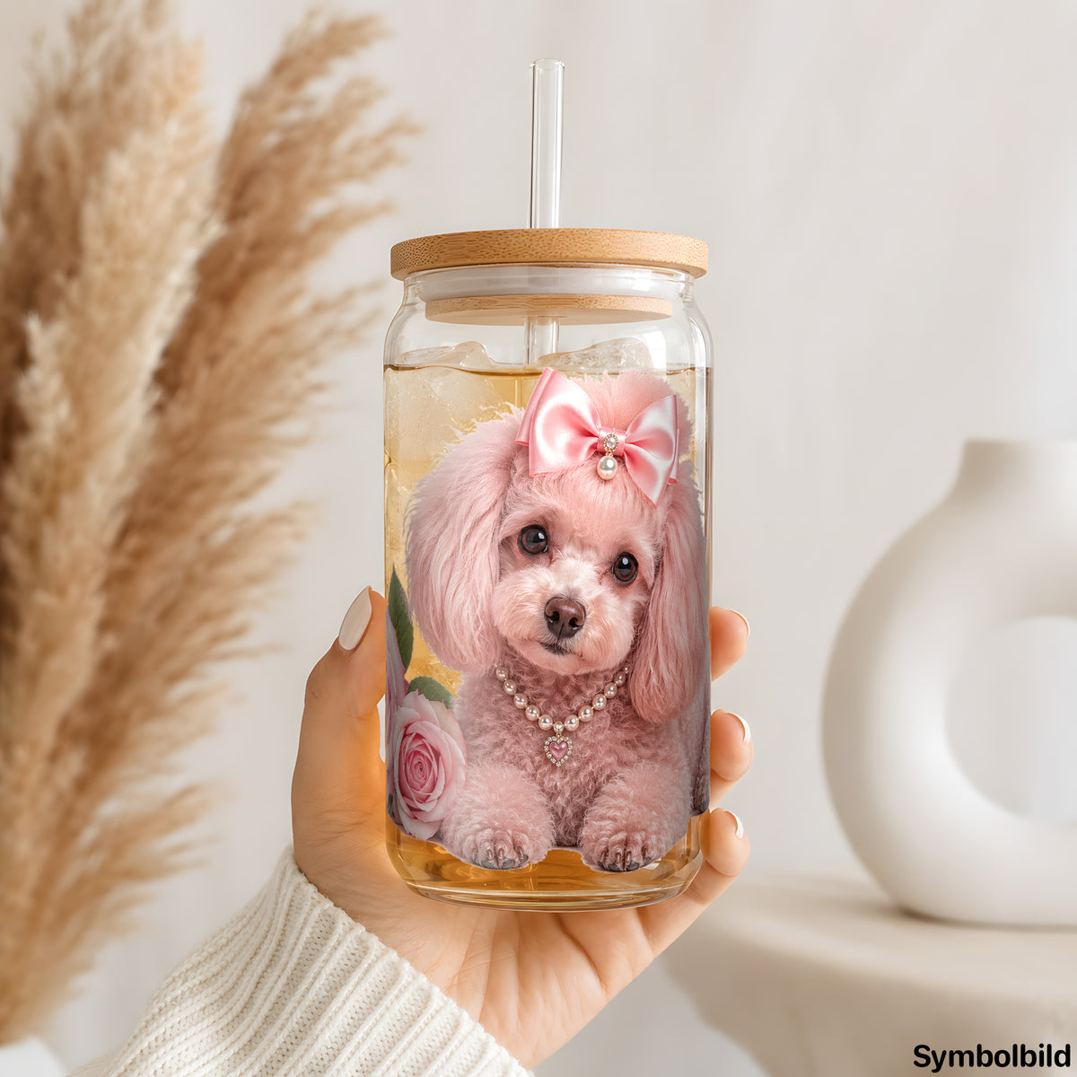 Becher-Aufkleber „Pudel in Rosa“ auf einem 16oz Glasbecher