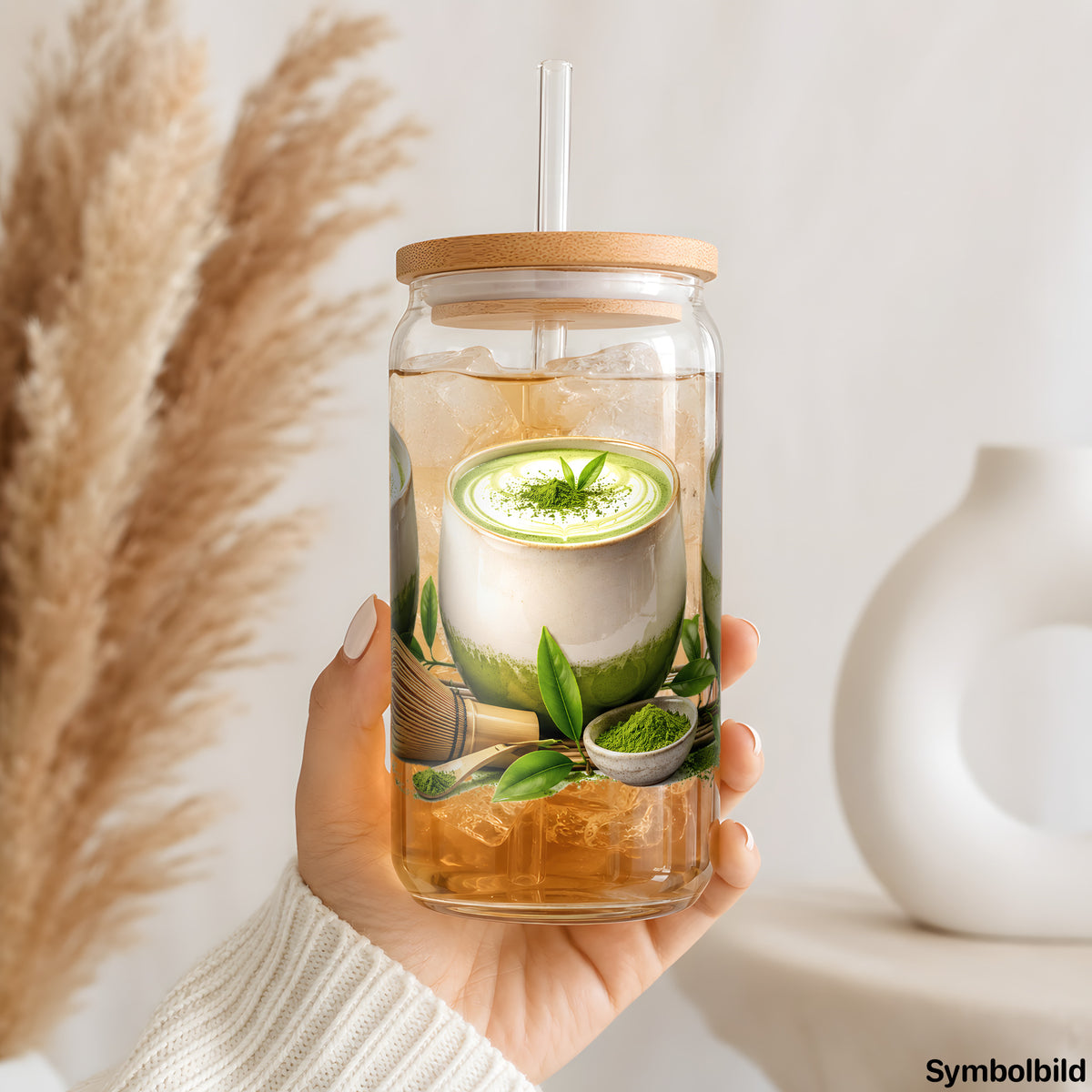 Becher-Aufkleber „Matcha-Latte im Trio“ auf einem 16oz Glasbecher