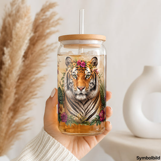 Becher-Aufkleber „Tiger im Blütendschungel“ auf einem 16oz Glasbecher