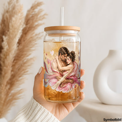 Becher-Aufkleber „Umarmung in Rosé“ auf einem 16oz Glasbecher