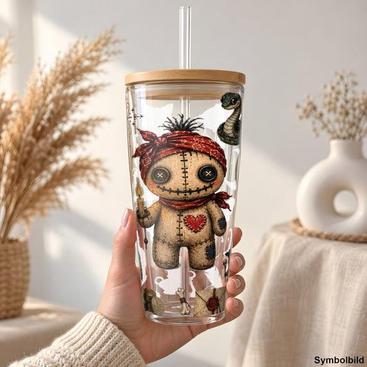 Becher-Aufkleber „Voodoo-Puppe im Mondlicht“ auf einem 24oz Glasbecher