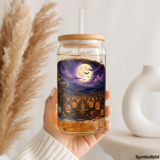 Becher-Aufkleber „Vogelscheuche im Kürbisfeld“ auf einem 16oz Glasbecher