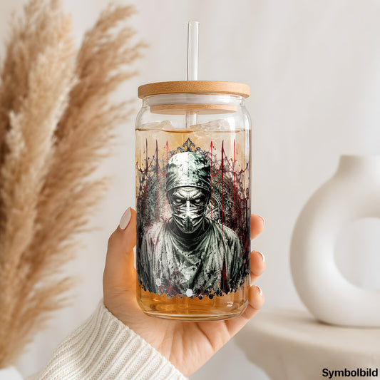 Becher-Aufkleber „Untoter Chirurg“ auf einem 16oz Glasbecher