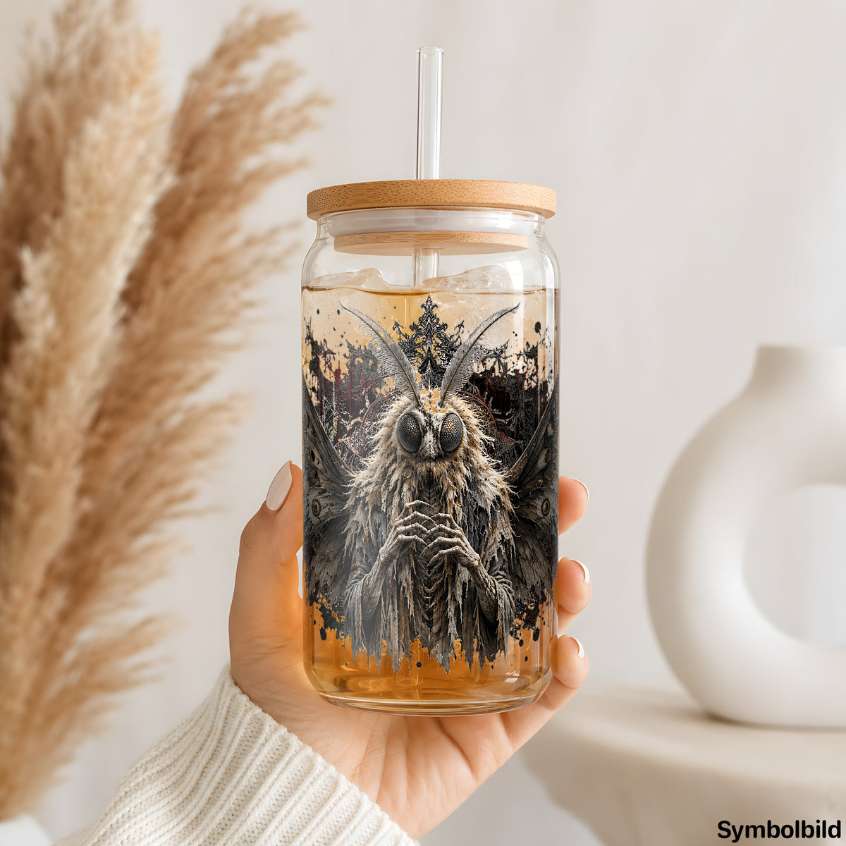 Geweih-Motte-Aufkleber auf einem 16oz Glasbecher