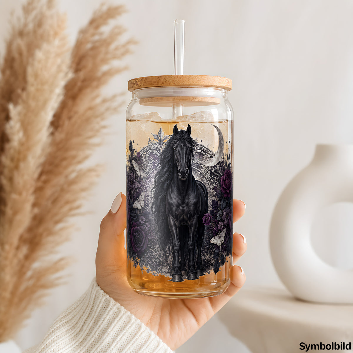 Becher-Aufkleber „Rappe in lila Rosen“ auf einem 16oz Glasbecher