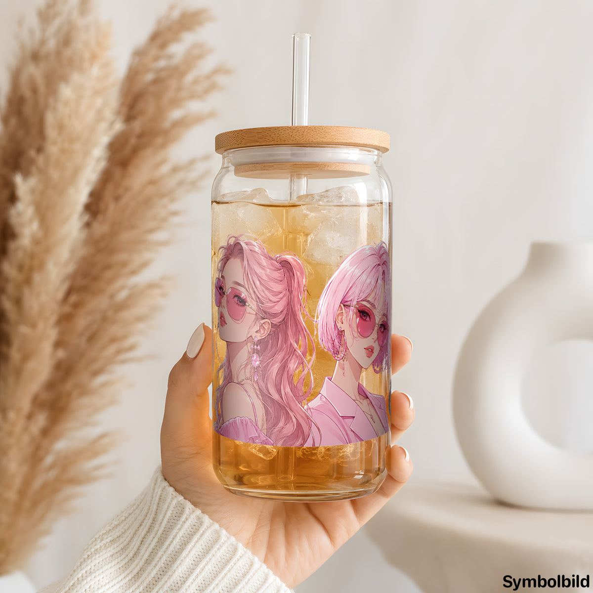 Becher-Aufkleber „Mädchen in Rosé“ auf einem 16oz Glasbecher
