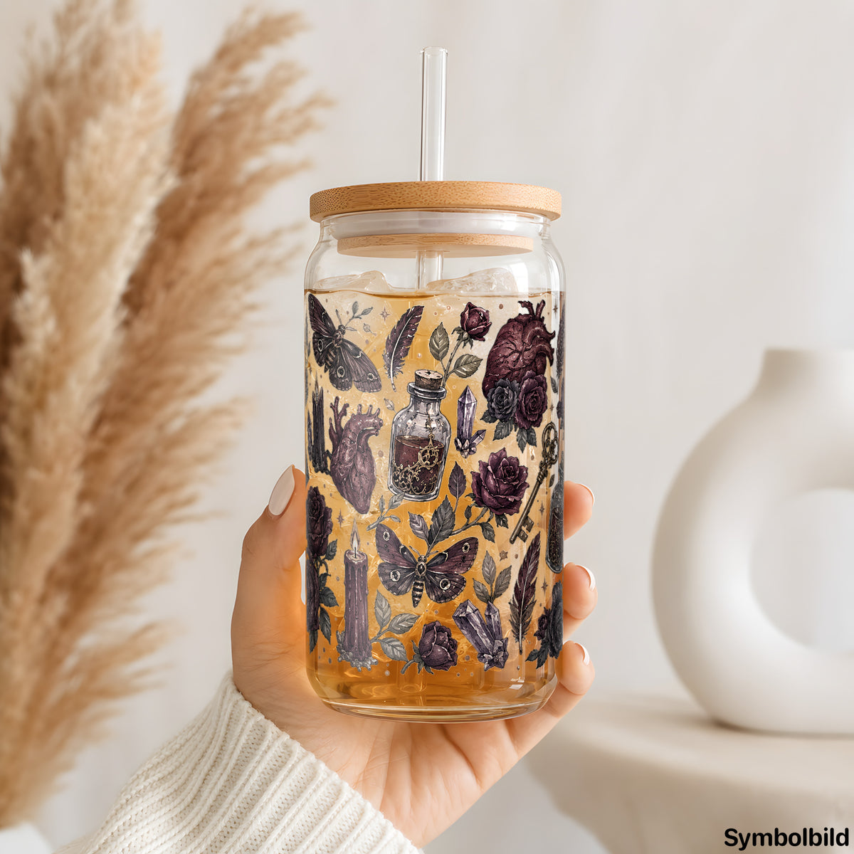 Becher-Aufkleber „Dunkle Vintage-Collage“ auf einem 16oz Glasbecher