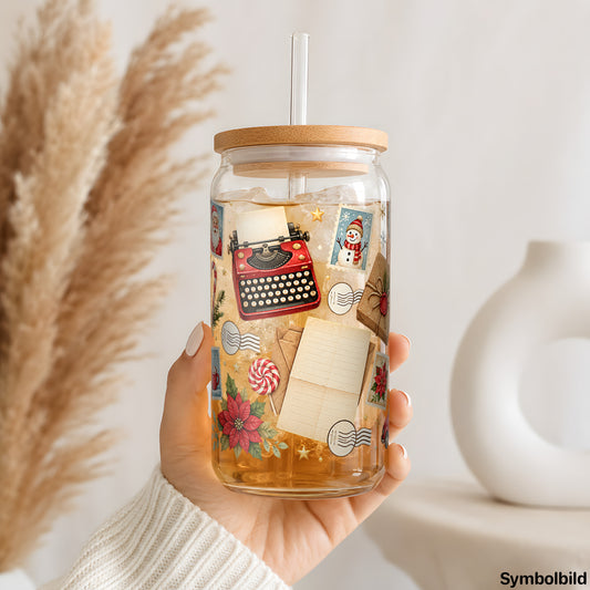 Becher-Aufkleber „Weihnachtspost mit Schreibmaschine“ auf einem 16oz Glasbecher