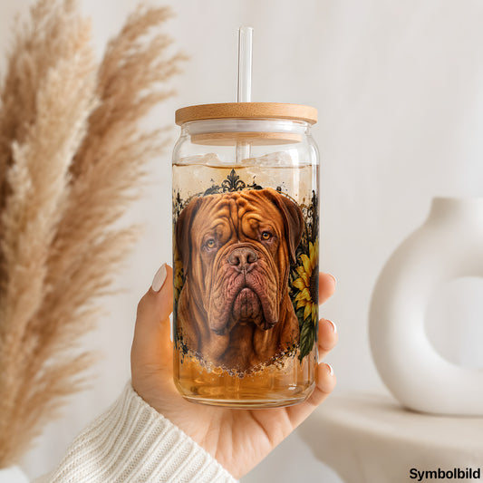 Becher-Aufkleber „Bordeauxdogge in Sonnenblumen“ auf einem 16oz Glasbecher