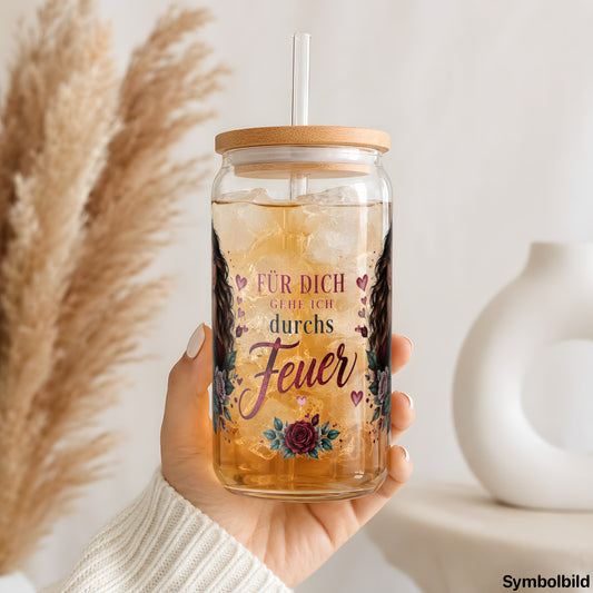 Becher-Aufkleber „Durchs Feuer“ auf einem 16oz Glasbecher
