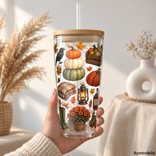 Becher-Aufkleber „Herbsternte mit Heuballen & Laterne“ auf einem 24oz Glasbecher