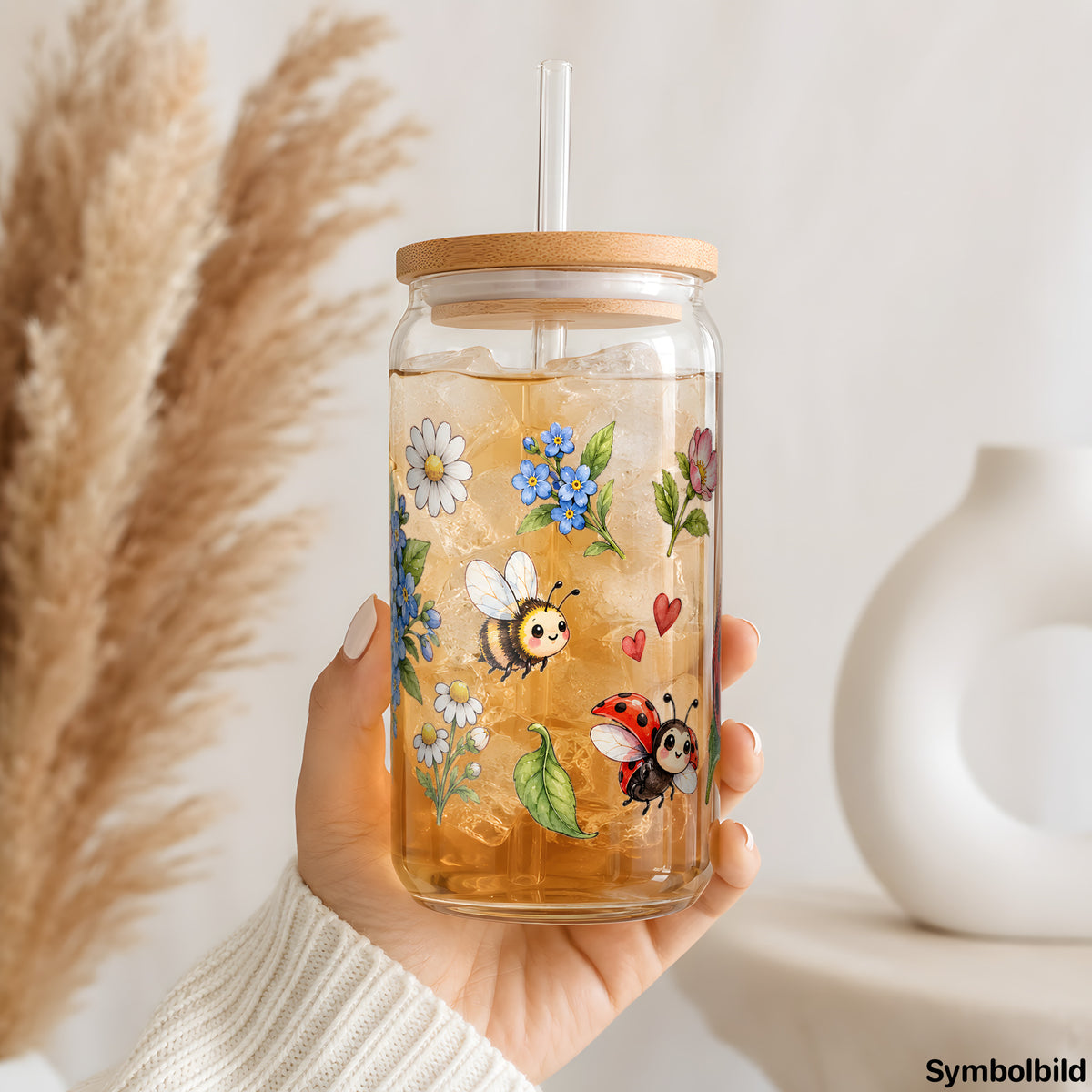 Becher-Aufkleber „Marienkäfer mit Frühlingsgefühlen“ auf einem 16oz Glasbecher