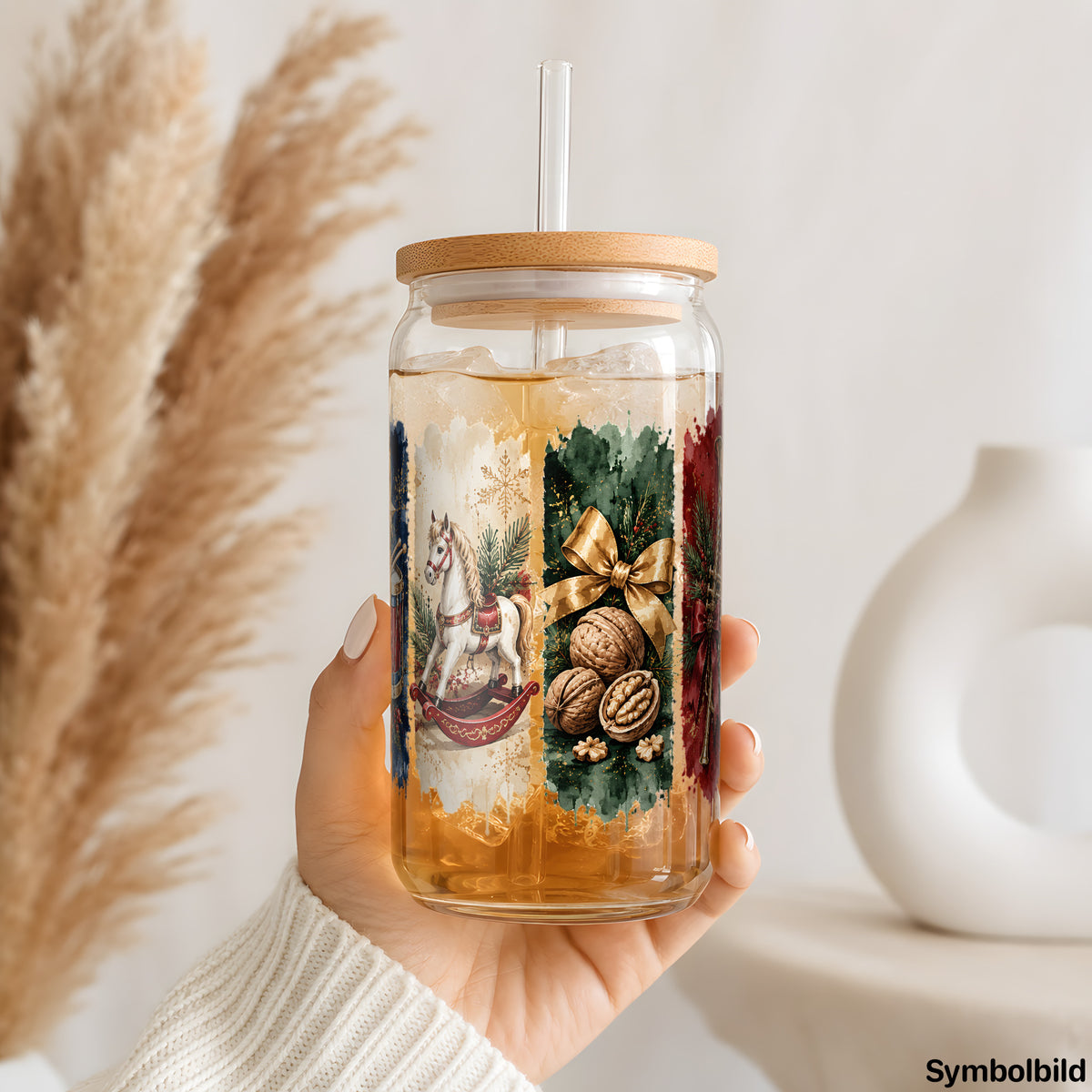 Becher-Aufkleber „Nussknacker und Ballerina in Streifen“ auf einem 16oz Glasbecher
