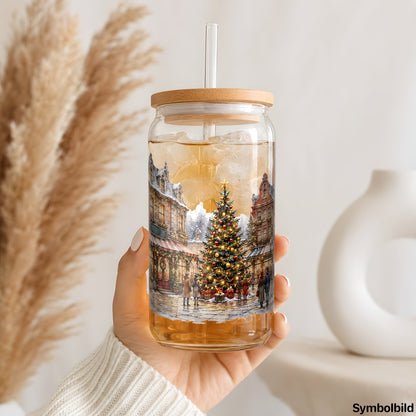 Becher-Aufkleber „Weihnachtsmarkt im Schnee“ auf einem 16oz Glasbecher